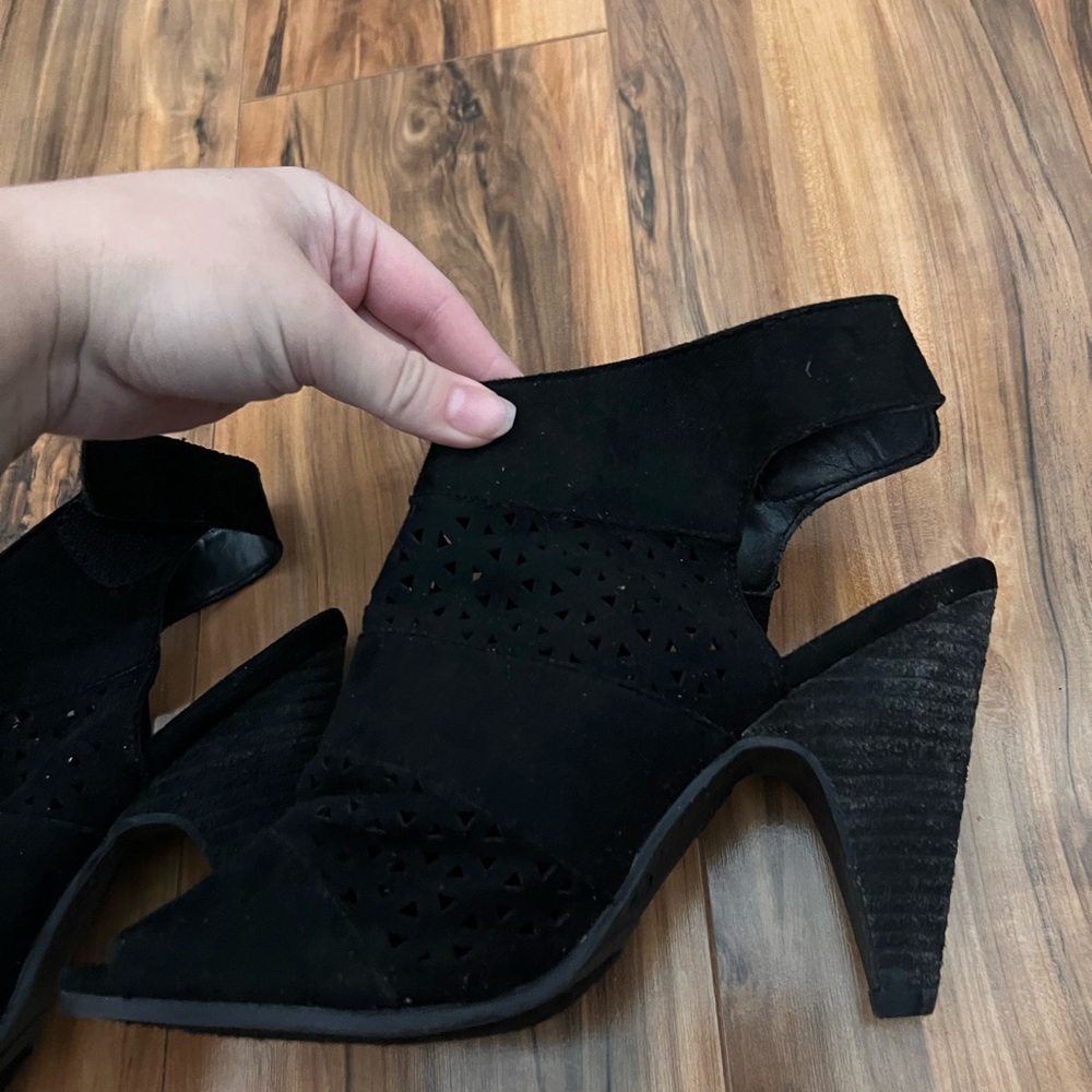 Cute heels - Picture 2 of 4